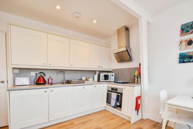 1 bed Flat for sale Image 10