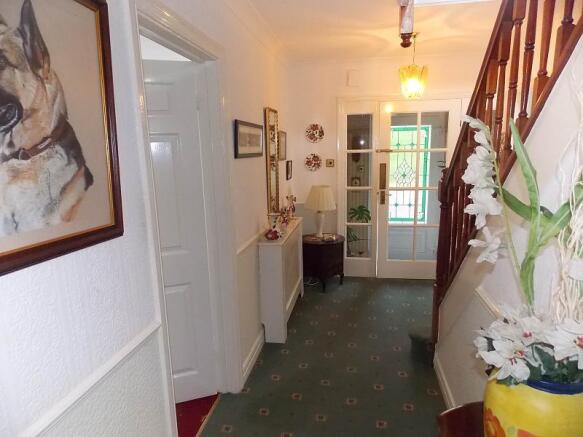 Stairs/Entrance Hall