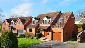 7, Willow Rise, Hereford HR1 3DH