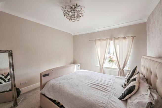 3 bed Semi-Detached for sale Image 7