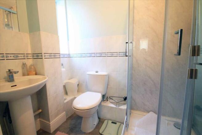 EN SUITE SHOWER