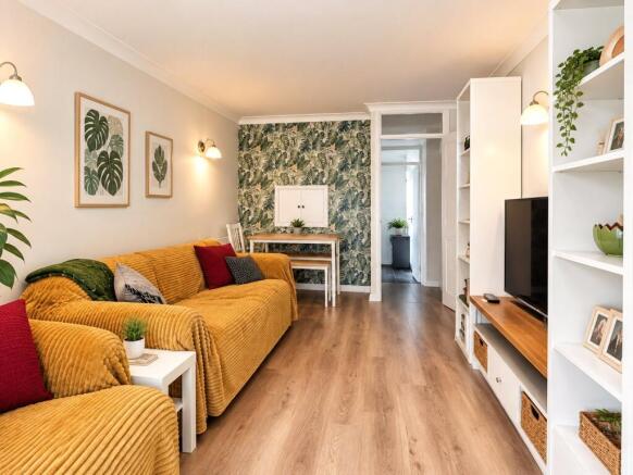 Apartment in Wallington - View 4