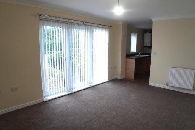 2 bed Apartment to rent Image 7