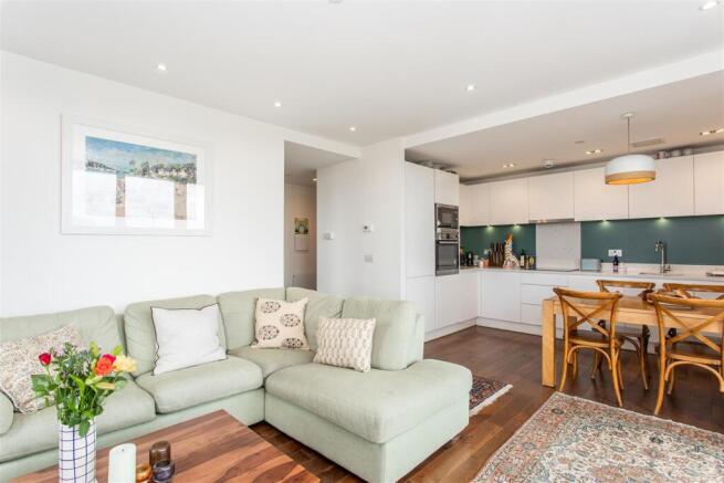 Open Plan Reception to Kitchen