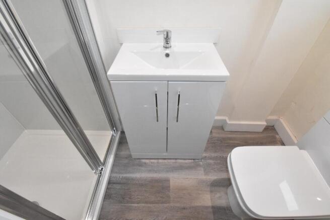 1 bed Flat to rent Image 4