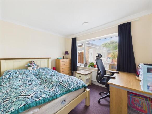 3 bed Detached Bungalow for sale Image 7