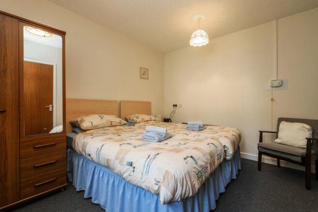 Guest suite