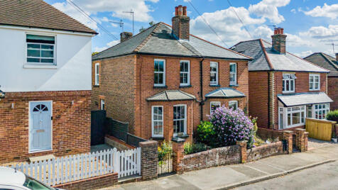 Hallam Road, Godalming, Surrey, GU7