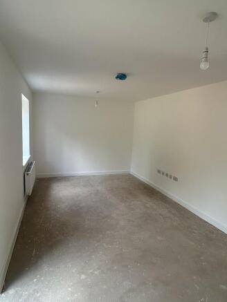 3 bed Detached to rent Image 6