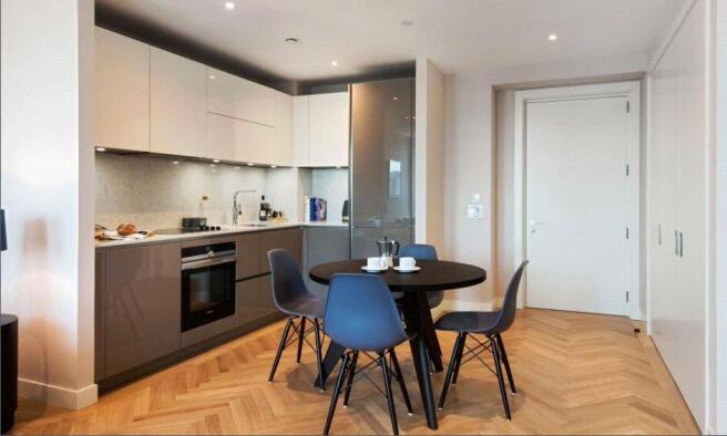 Kitchen/ Dining