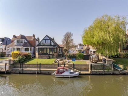 River Bank, Thames Ditton