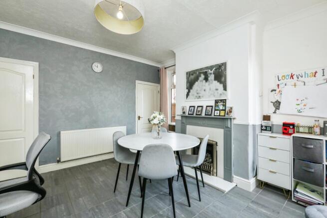 2 bed Terraced for sale Image 4