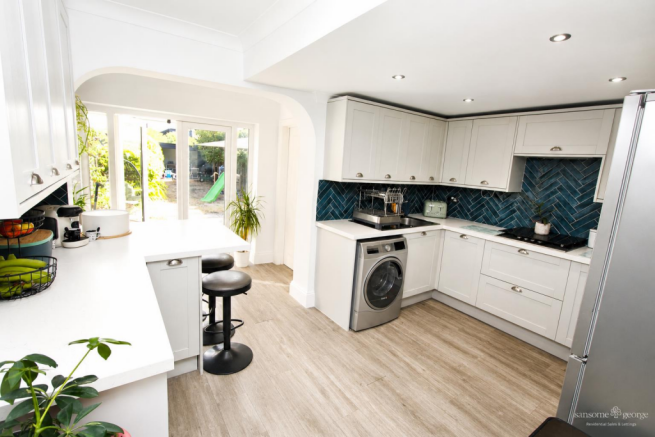 Kitchen/Breakfast Room