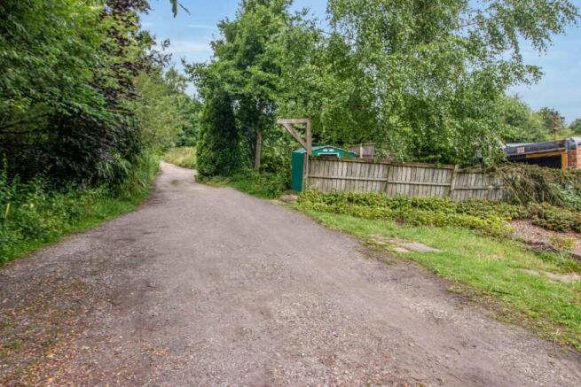 Access-Road
