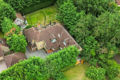 Warmington Gardens, Downhead Park, Milton Keynes