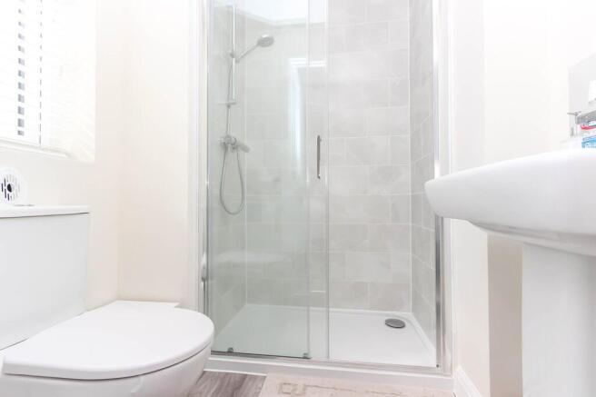 Ensuite Shower Ro...