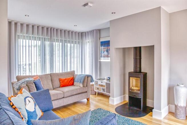 Kitchen / Living Room
