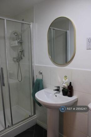 Azure Suite Bathroom