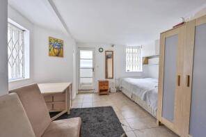 Flat 6, 29, Thornton Hill, London SW19 4HU