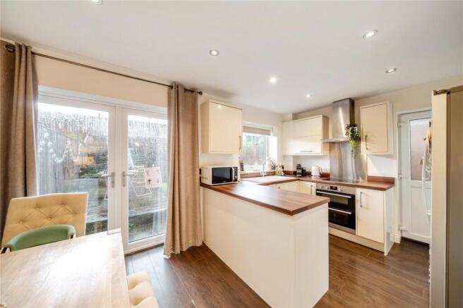 3 bed Semi-Detached for sale Image 5
