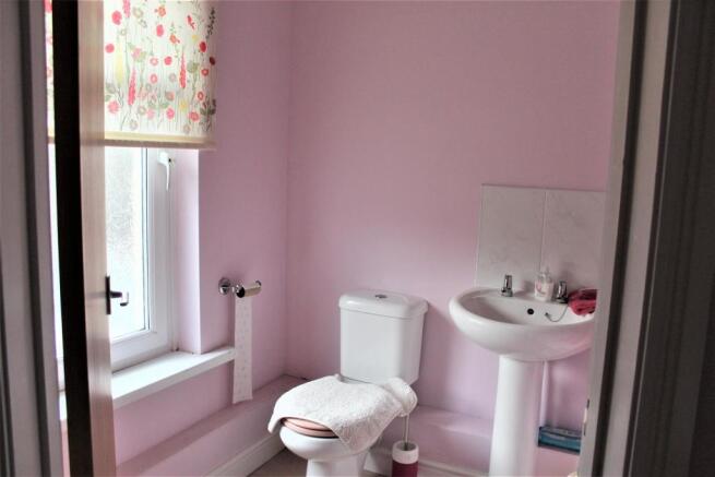 IMG_0879 FF Bathroom .jpg