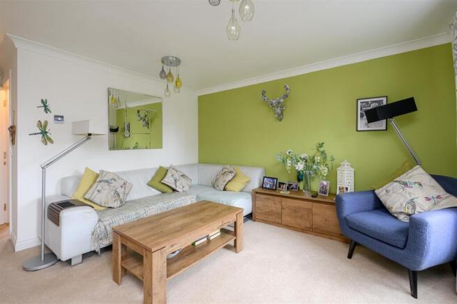 3 bed Town House for sale Image 7