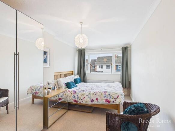3 bed Semi-Detached for sale Image 8