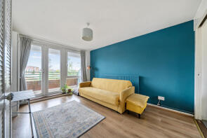106, Cossall Walk, London SE15 2TN