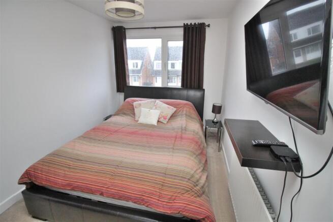 Bed 2.JPG