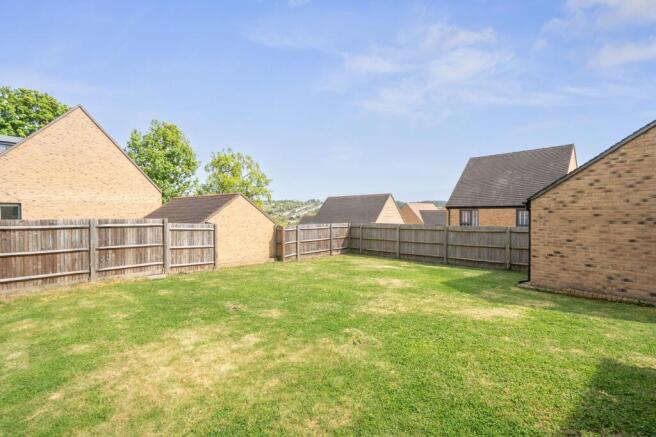 Tullick Way, Coulsdon, CR5 photo 4