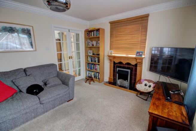 Lounge 1
