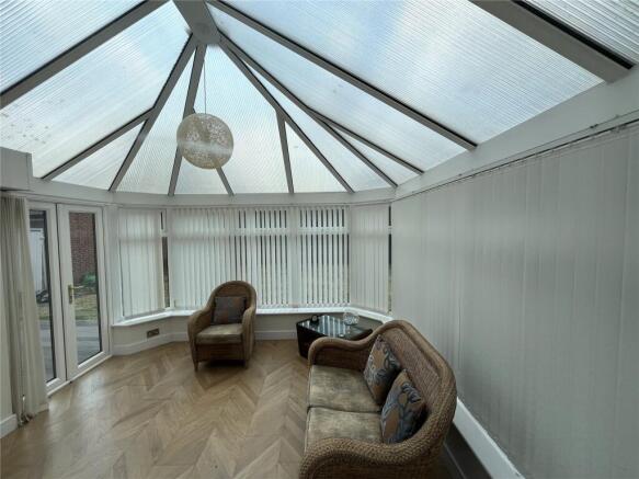 4 bed Detached for sale Image 10