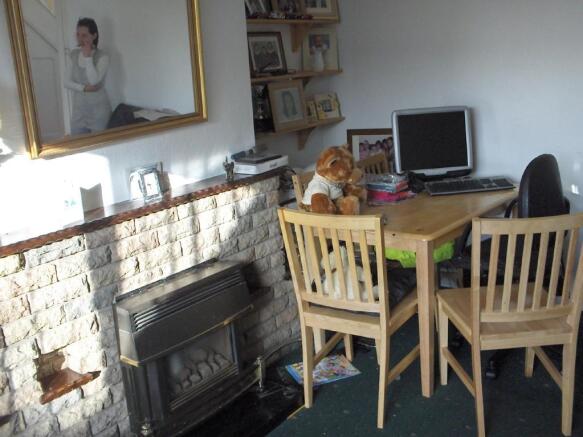 Photo 3