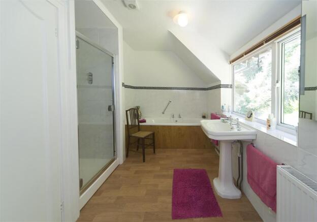 Photo 12