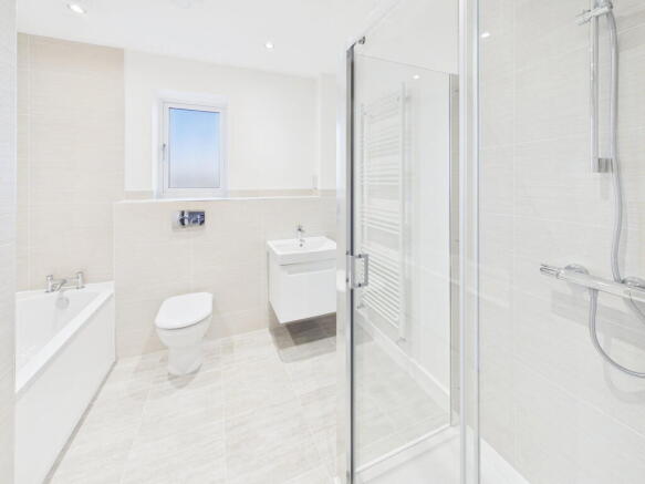 4 bed Detached for sale Image 11