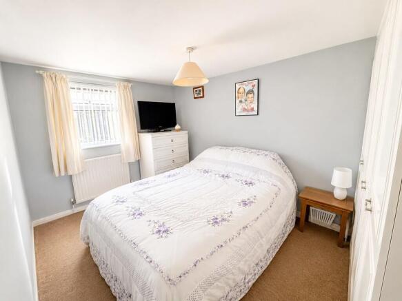 3 bed Detached Bungalow for sale Image 11