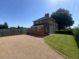 14, Crease Drove, Crowland, Peterborough PE6 0BN