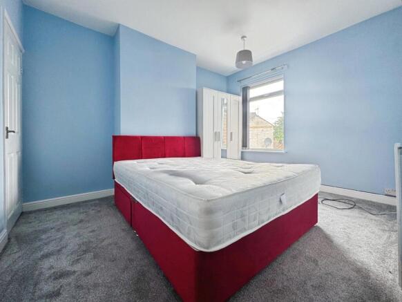 3 bed End of Terrace to rent Image 8