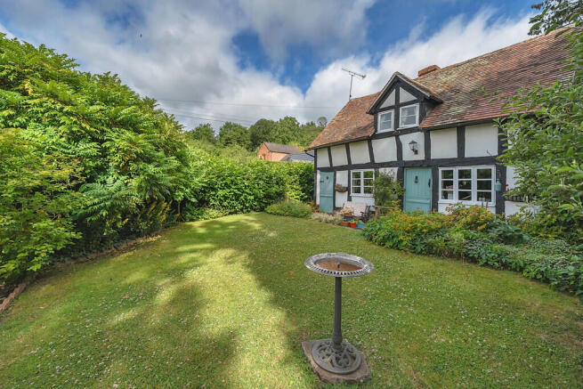 1311776-10-685bc6...