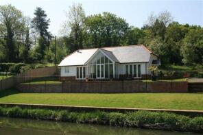 Castle Mill Lodge, Reigate Road, Pixham, Dorking RH4 1NN