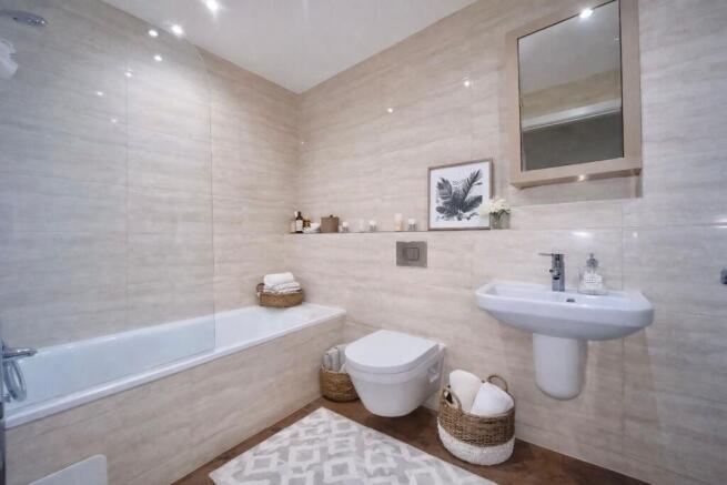 3 bed Apartment to rent Image 5