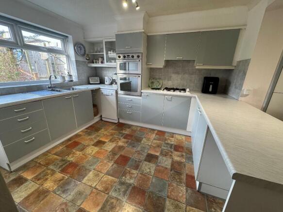Raps Close, Taunton, Somerset, TA1 photo 4