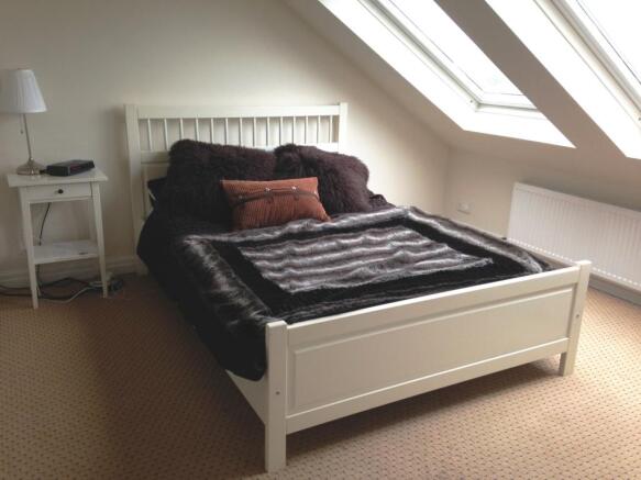 BEDROOM 4