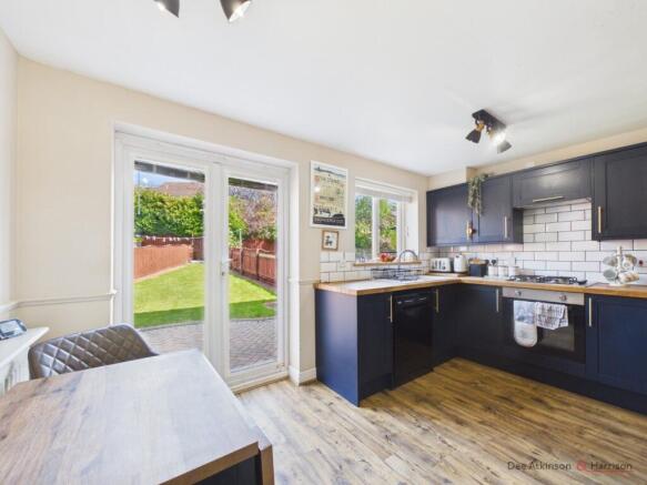 Kitchen/Dining Area