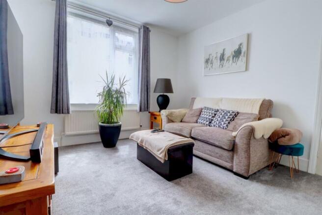 Lounge .2.jpg