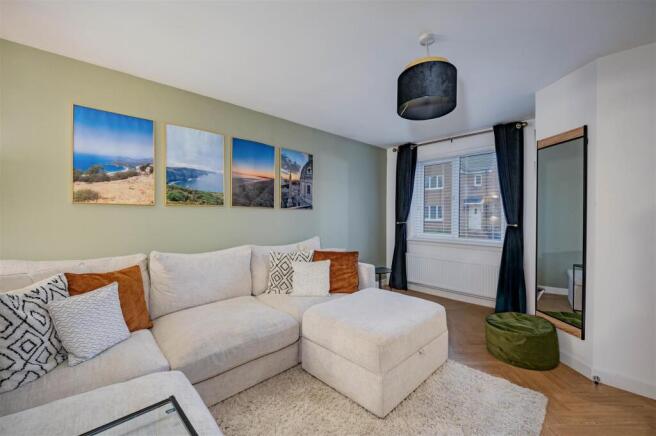 16 Murphy Place Carnoustie-7.JPG