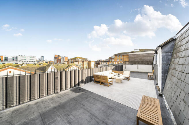 1416155-3-69932bb...