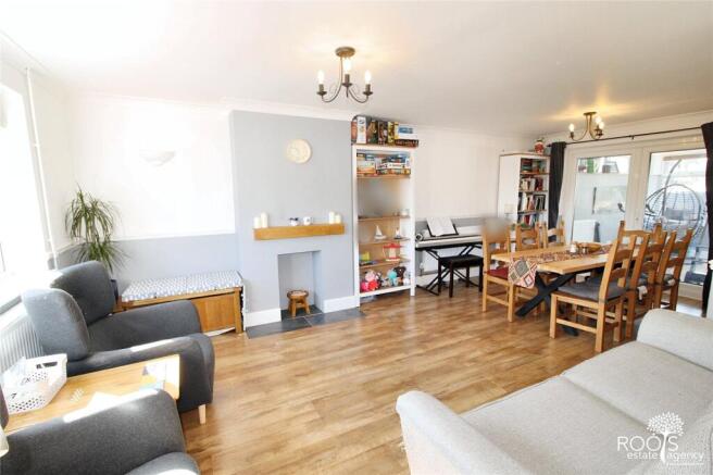 Beech Walk, Thatcham, Berkshire, RG19 photo 4