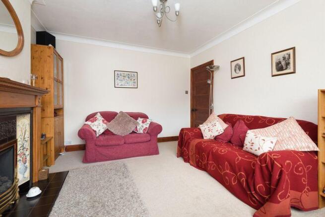 19 Holme Riggs...