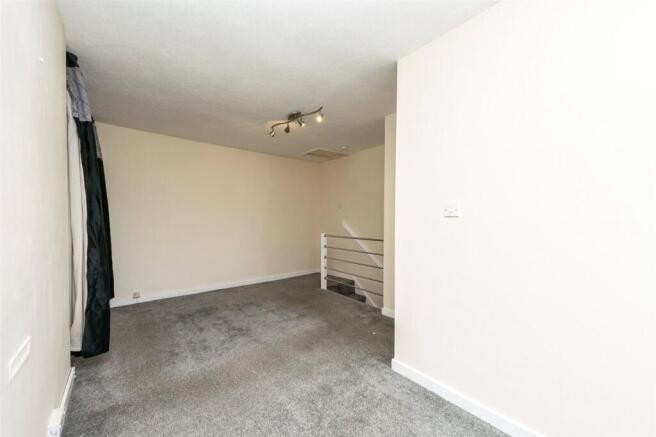 1 bed Terraced for sale Image 6